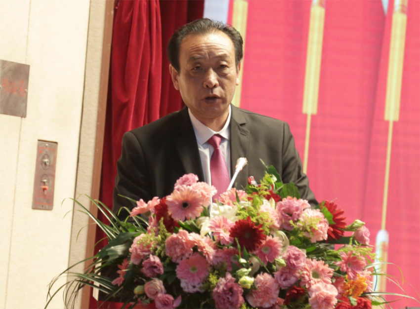徐州寶潤實業(yè)集團第一屆黨委班子選舉大會---寶潤實業(yè)集團黨委常委、紀委副書記鄭軍同志作紀委工作報告
